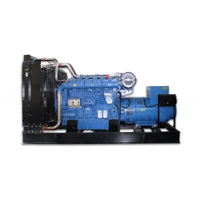 Aanpasbare snelheid en nominale stroom 600kW 700kVA 825kVA Dieselgenerator voor zware werkzaamheden